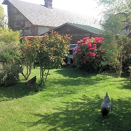 Le Jardin Des Poules ベッド・アンド・ブレックファスト